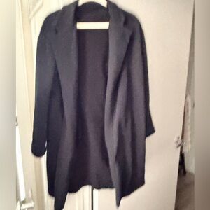 Vuori Black Lightweight Coat